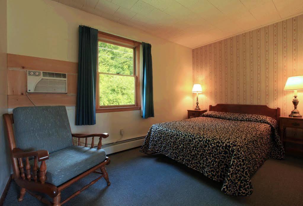 Ladd Brook Inn Pownal Rum bild