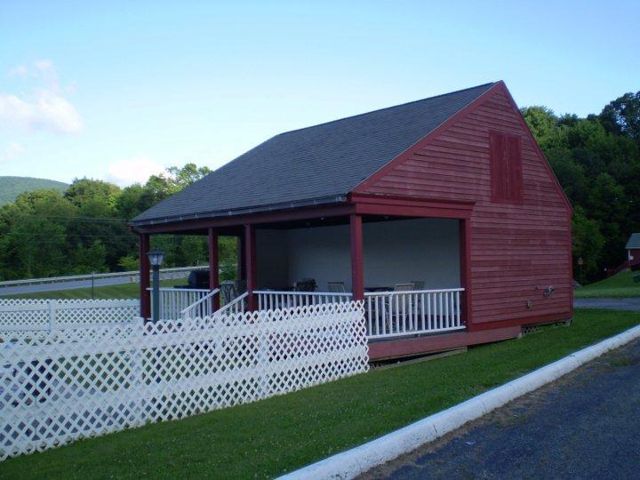 Ladd Brook Inn Pownal Exteriör bild